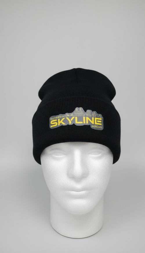 Spirit of the city - Black sunset skyline beanie